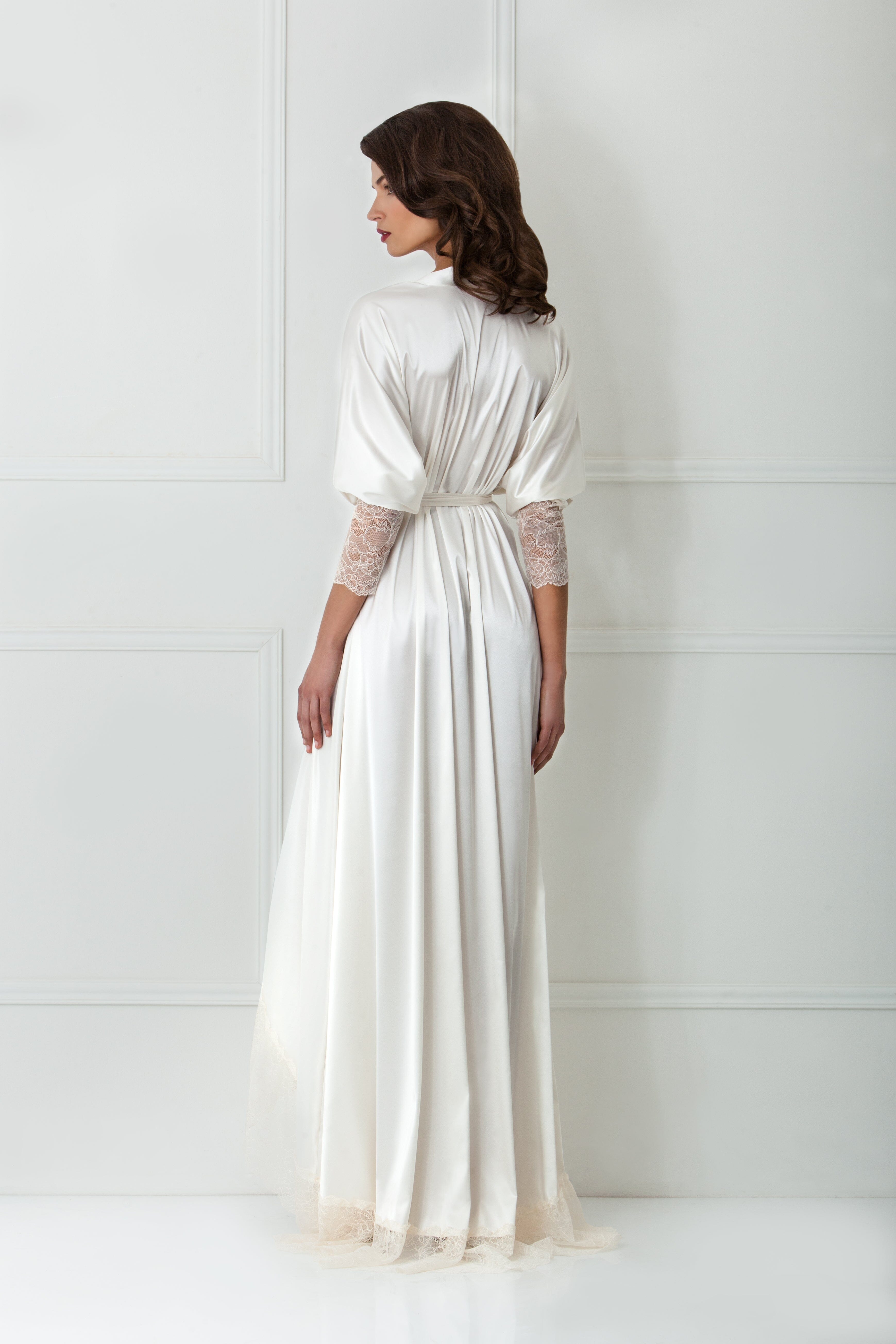  White Lace & Satin Maxi Dress Product Amoralle