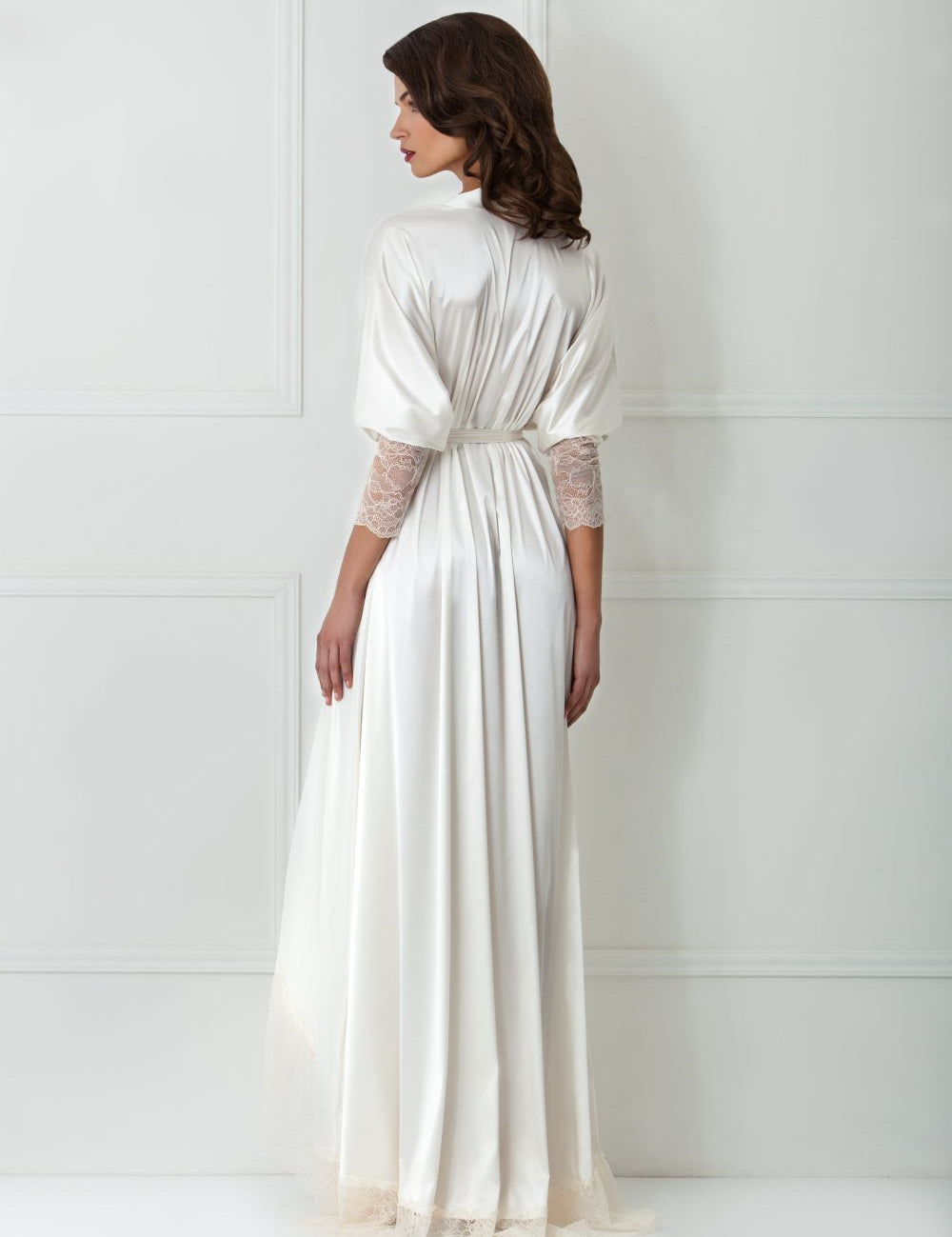  White Lace & Satin Maxi Dress Product Amoralle