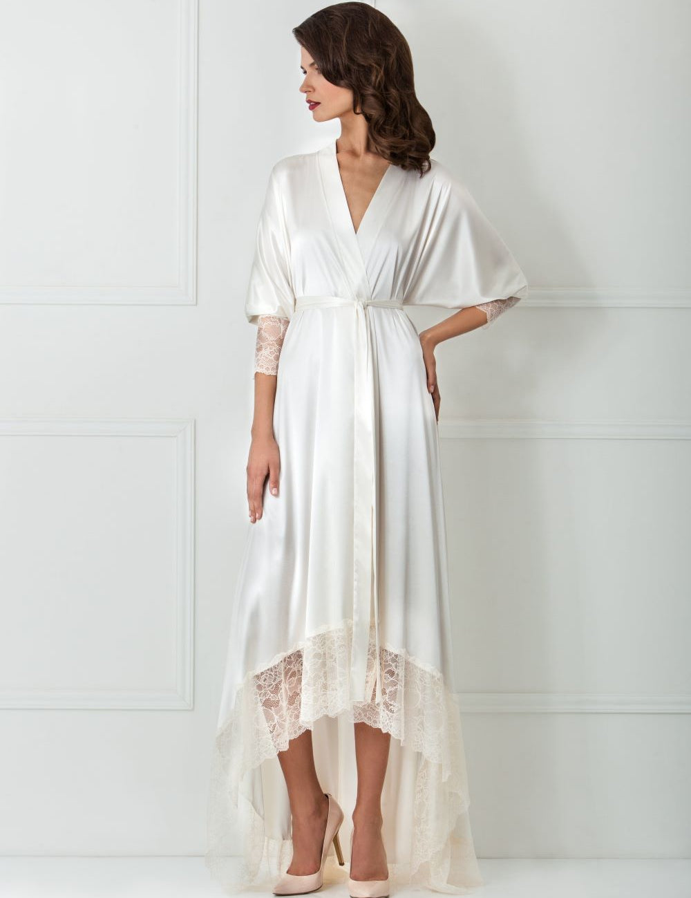  White Lace & Satin Maxi Dress Product Amoralle