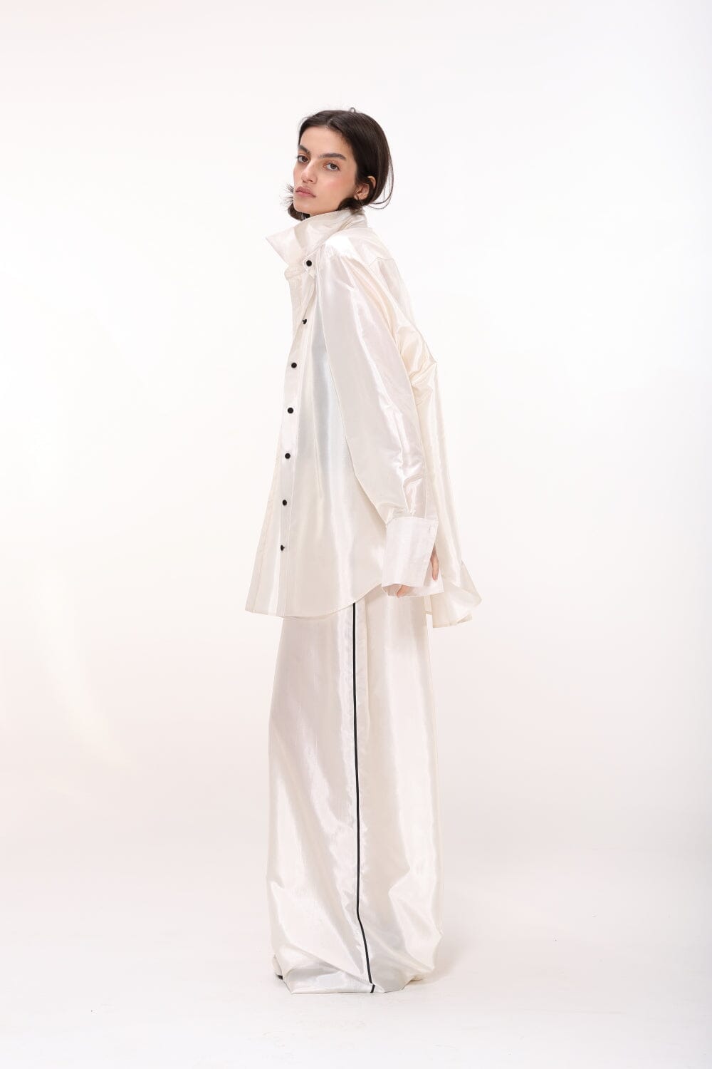  Women's Button-Down Shirt Product Amoralle