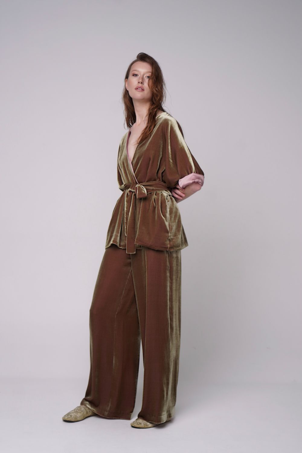 Airy Silk Velvet Set Olive Product SIA Glamoralle