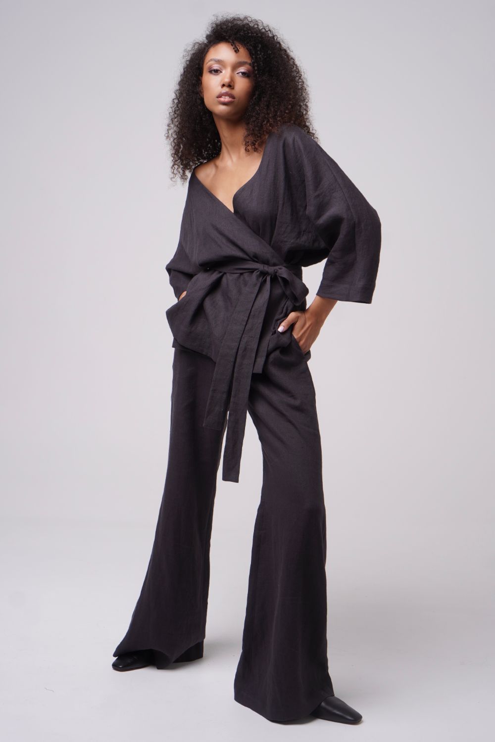  Coal Blossom Linen Wrap Set Antracite Product SIA Glamoralle