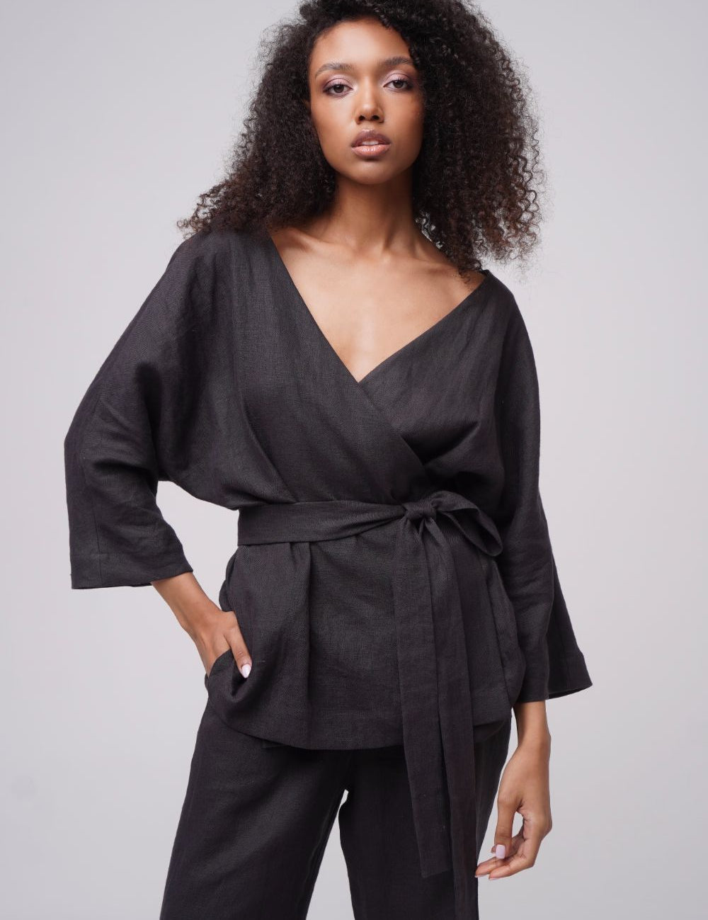  Coal Blossom Linen Wrap Set Antracite Product SIA Glamoralle