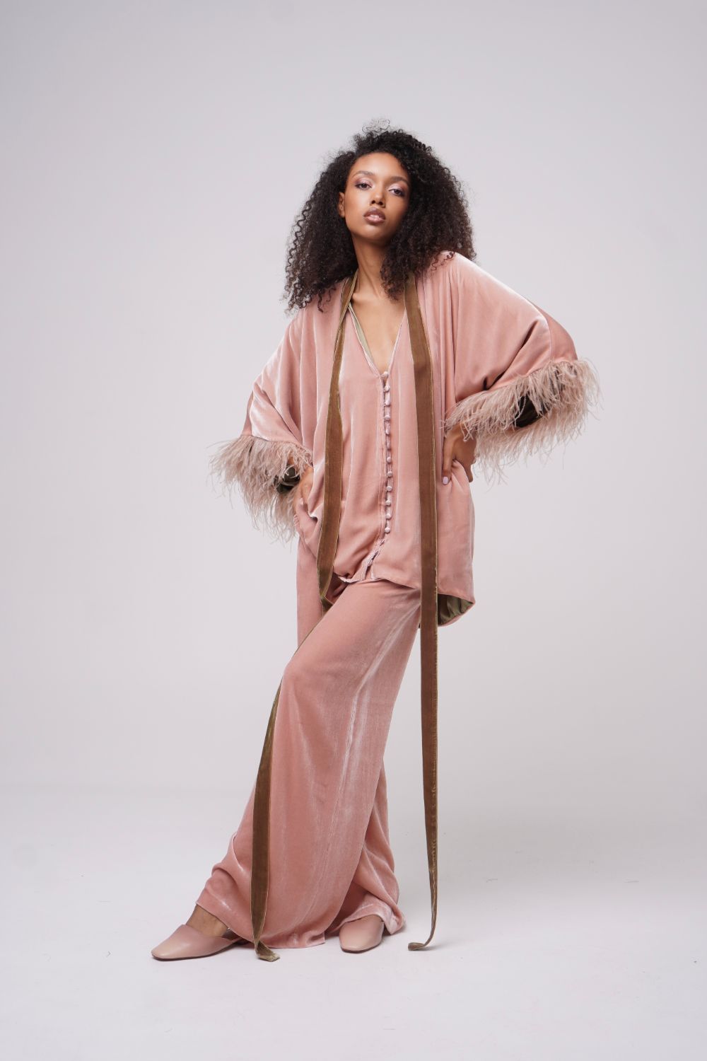  Earth Angel Silk Velvet Pajama Set Light Pink Product SIA Glamoralle
