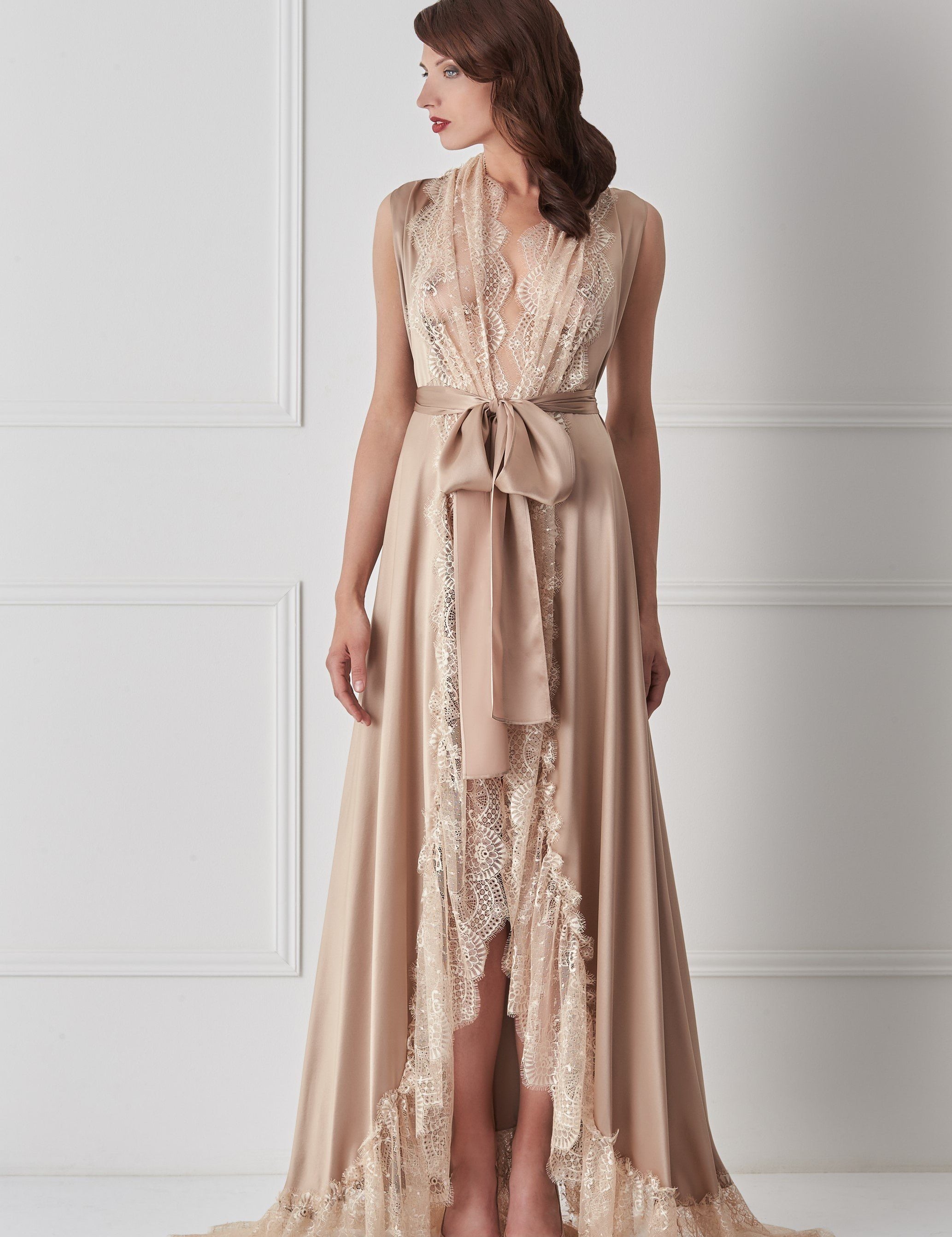  Fancy gown Gown Amoralle