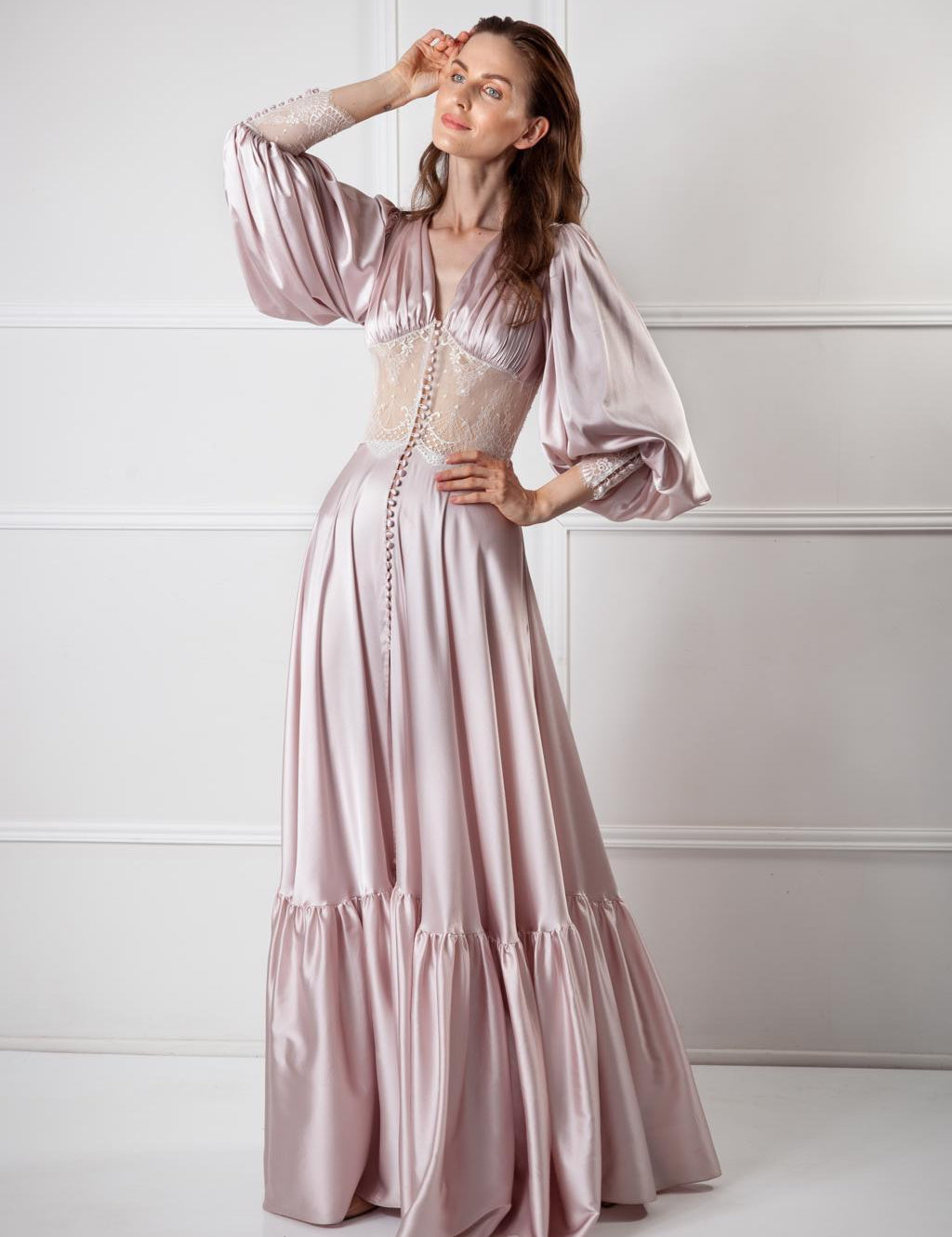 A6-7.S1.CMG Gala gown Gown Amoralle